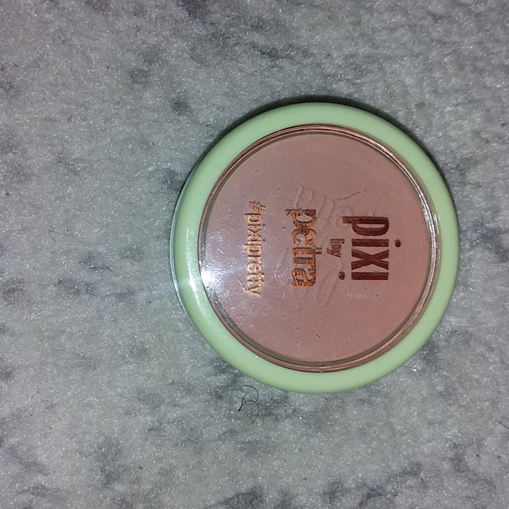 Pixi by petra blush
